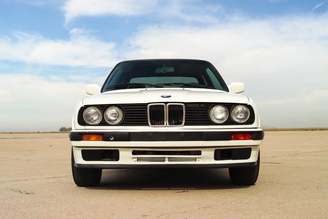 1991 BMW E30 3 Series - Image 7 of 31