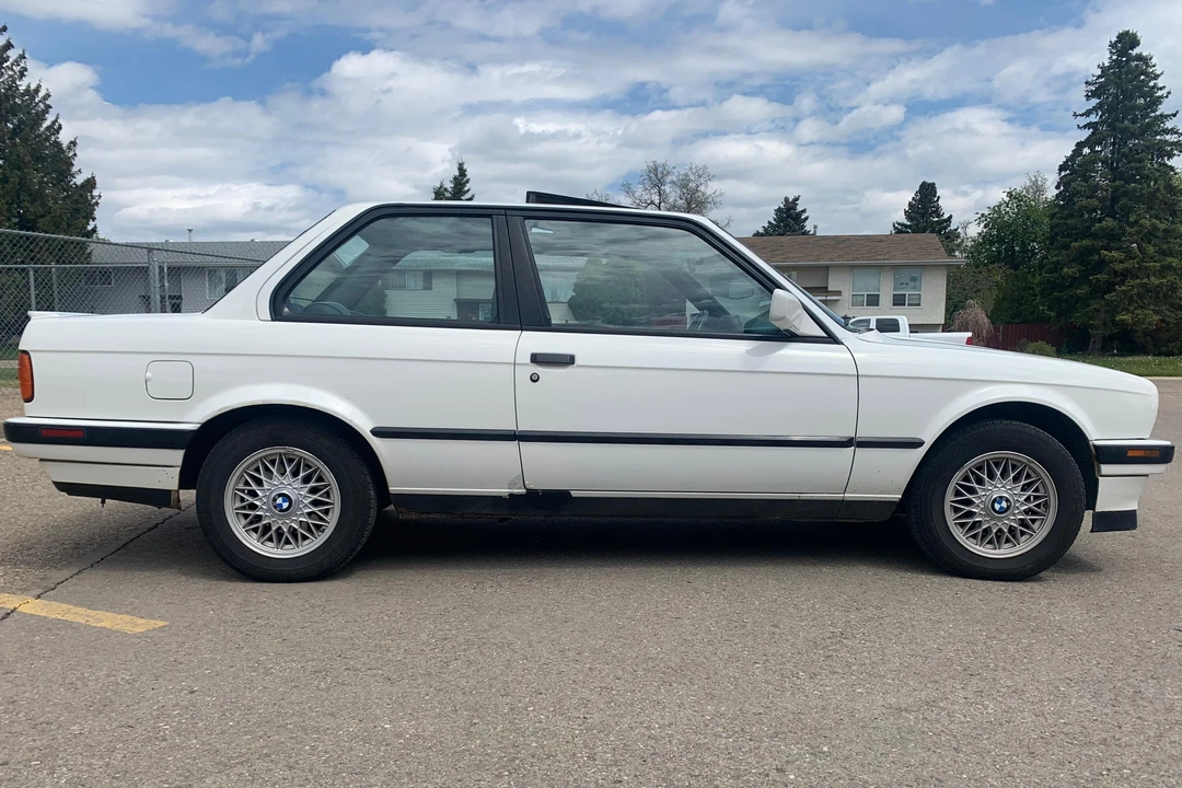 1991 BMW E30 3 Series - Image 3 of 31