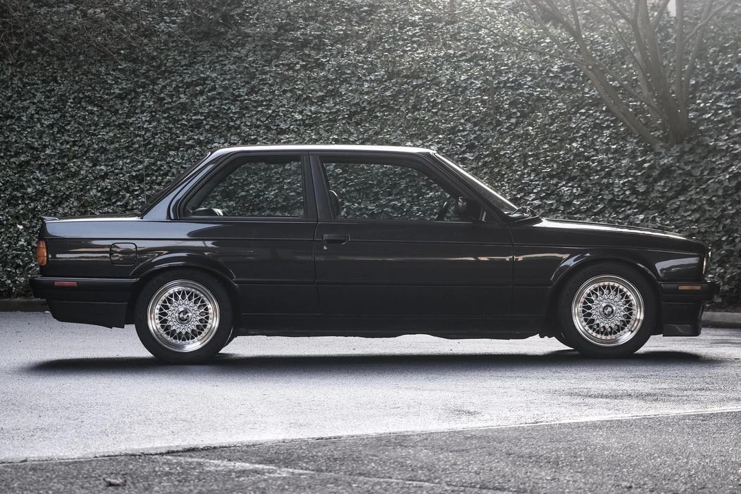 1991 BMW E30 3 Series - Image 3 of 31