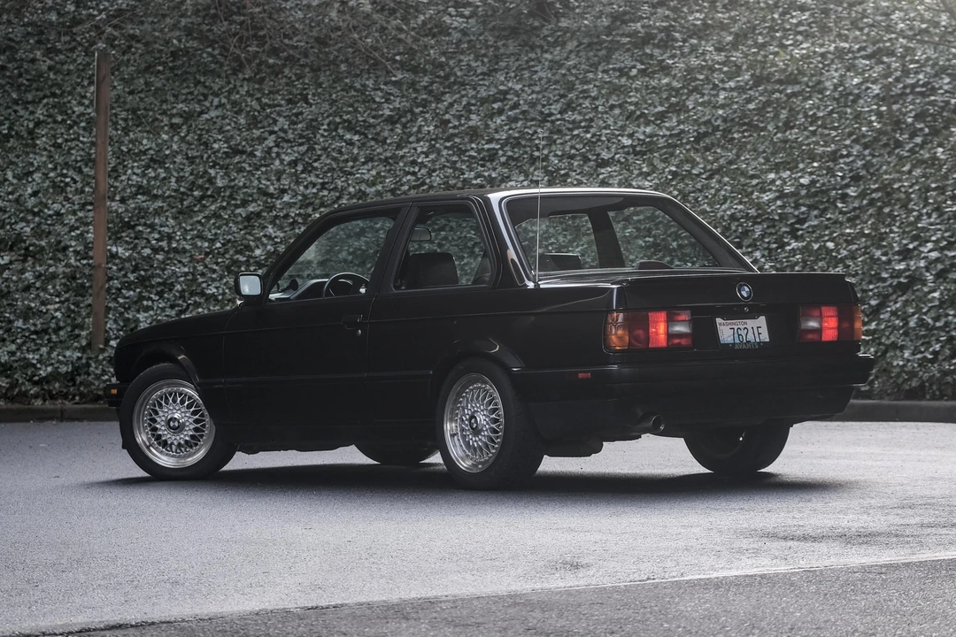 1991 BMW E30 3 Series - Image 11 of 31