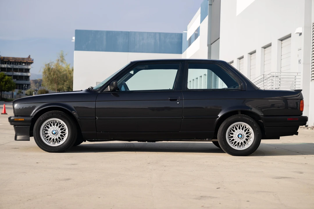 1991 BMW E30 3 Series - Image 9 of 31
