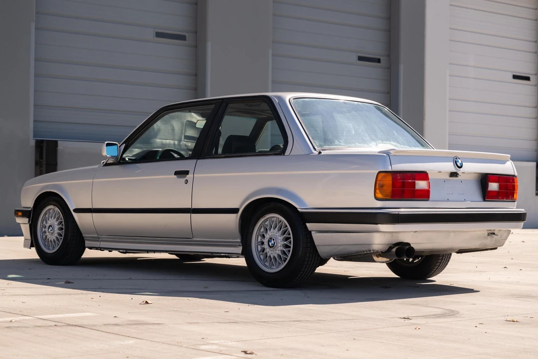 1991 BMW E30 3 Series - Image 4 of 31