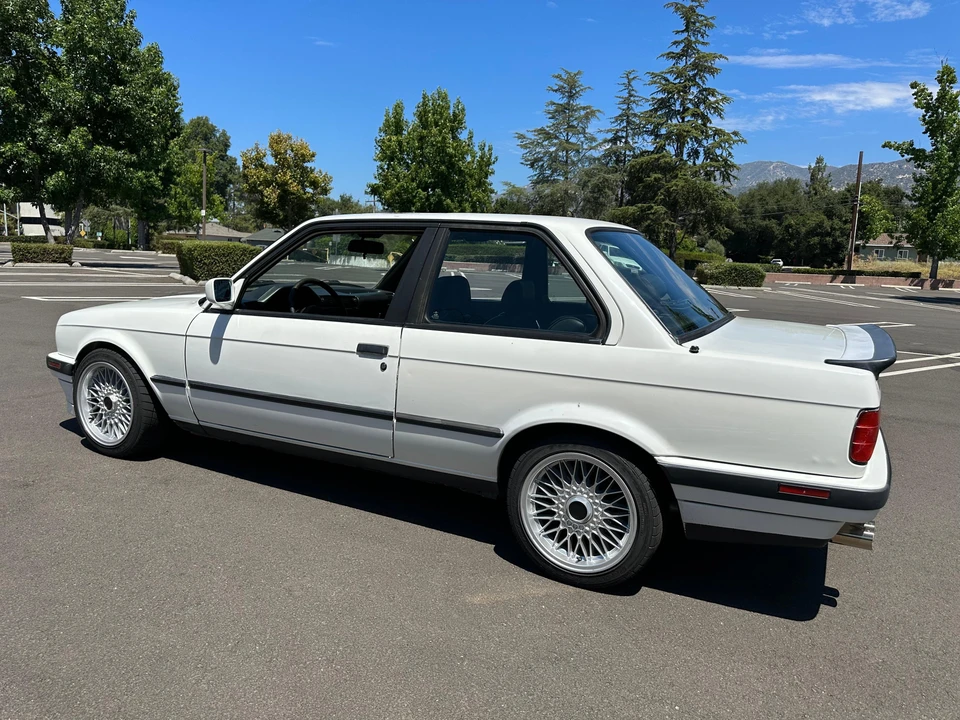 1991 BMW E30 3 Series - Image 16 of 31