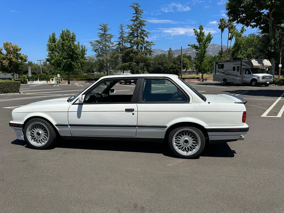 1991 BMW E30 3 Series - Image 13 of 31