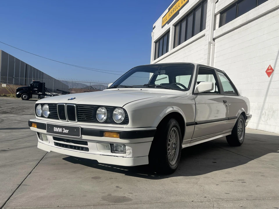 1991 BMW E30 3 Series - Image 8 of 31