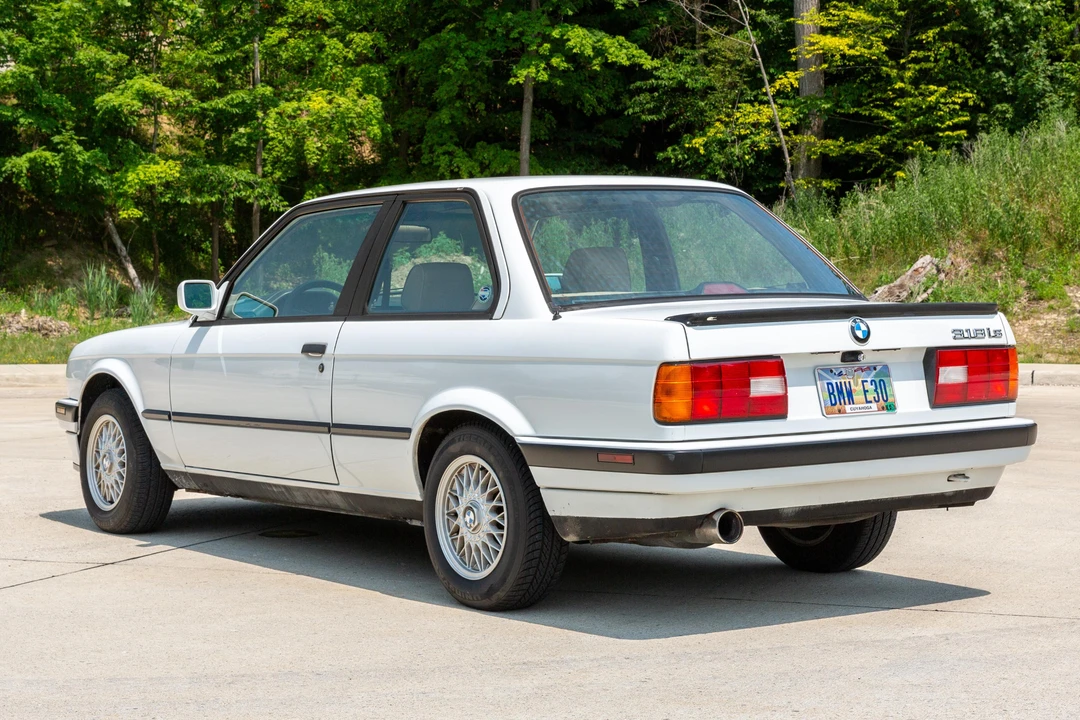 1991 BMW E30 3 Series - Image 7 of 31