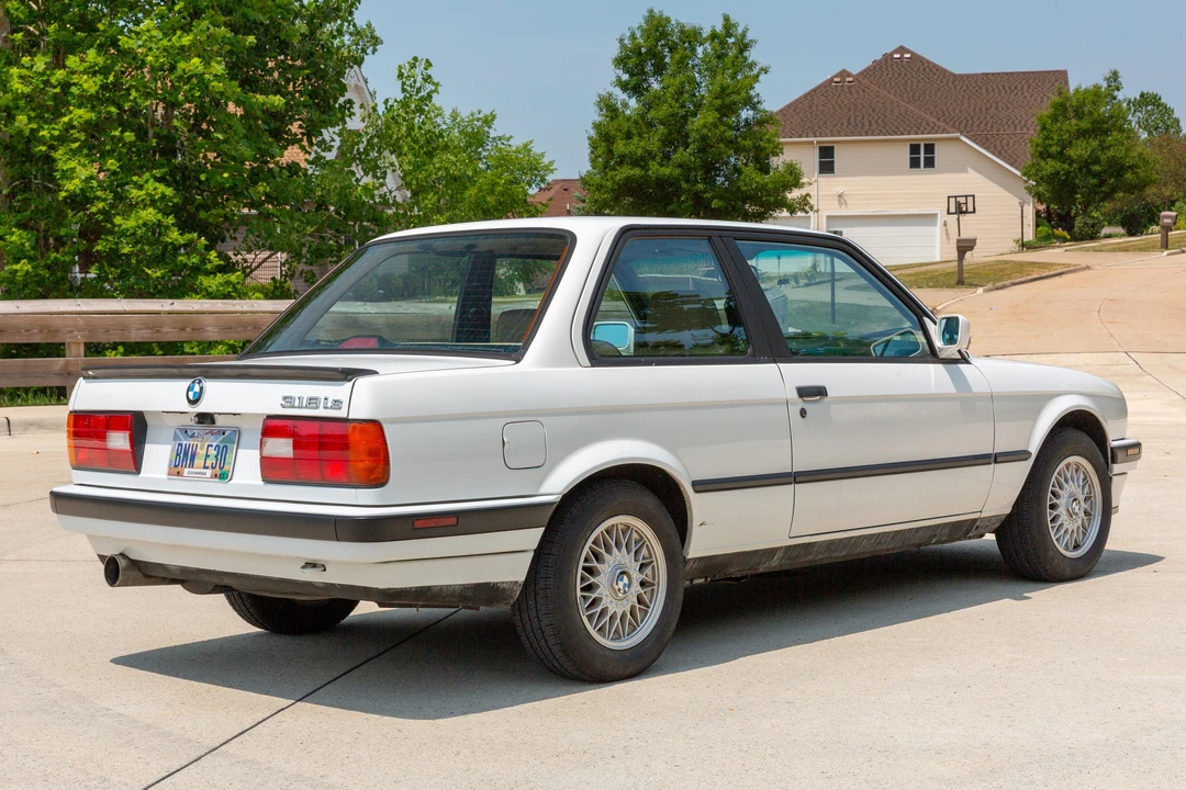 1991 BMW E30 3 Series - Image 4 of 31