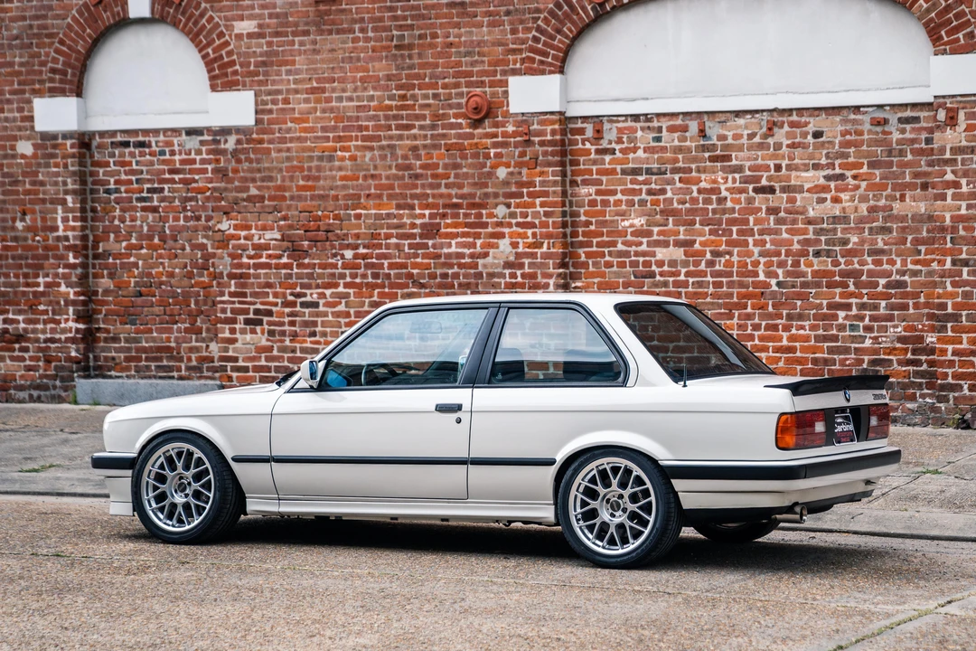 1991 BMW E30 3 Series - Image 14 of 31