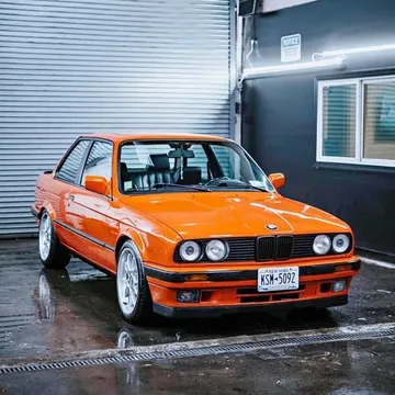 1991 BMW 318is (E30)