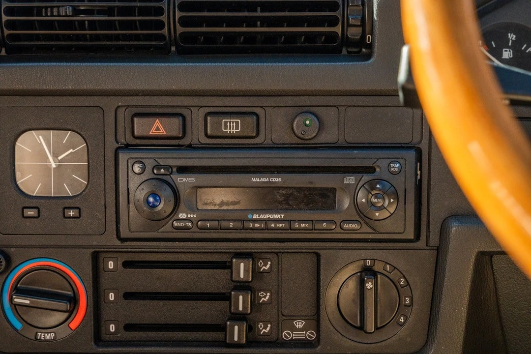 1991 BMW E30 3 Series - Image 28 of 31