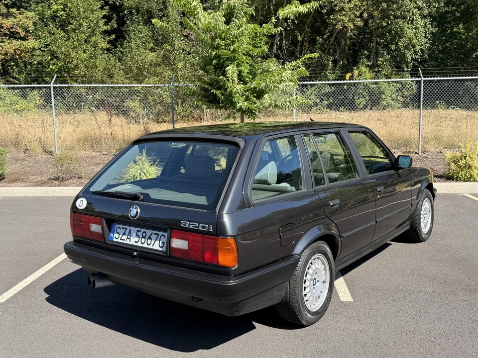 1991 BMW E30 3 Series - Image 14 of 31