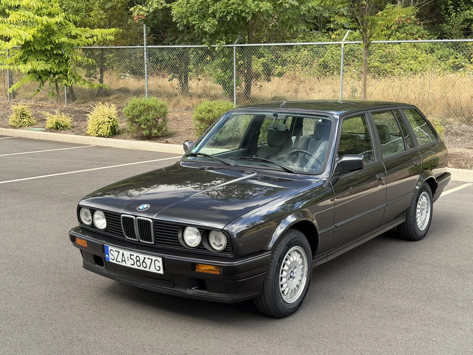 1991 BMW E30 3 Series - Image 5 of 31