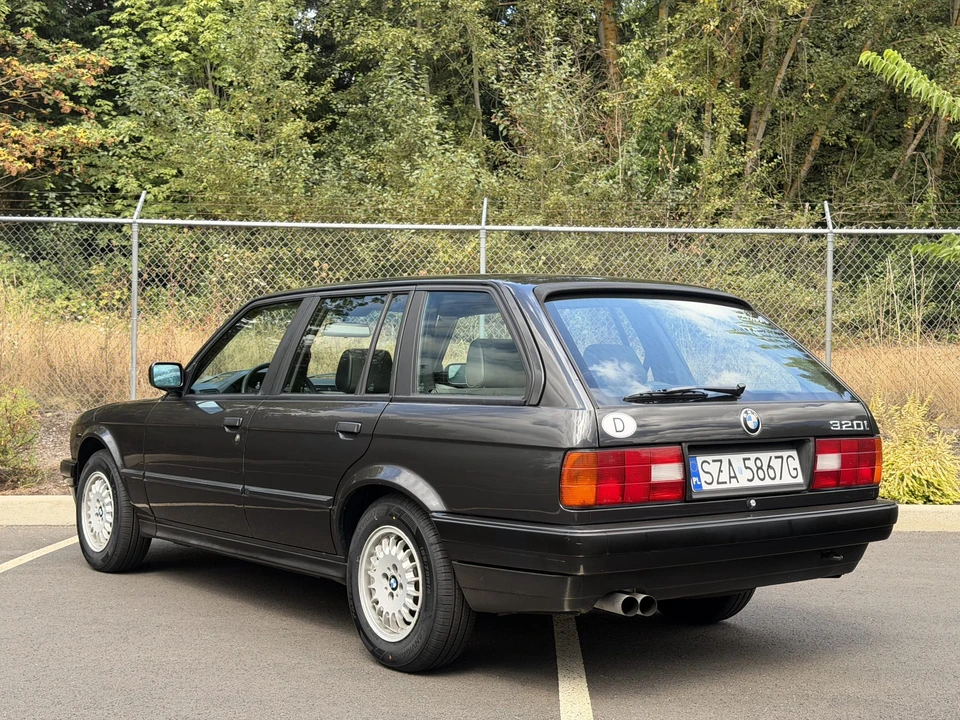 1991 BMW E30 3 Series - Image 24 of 31