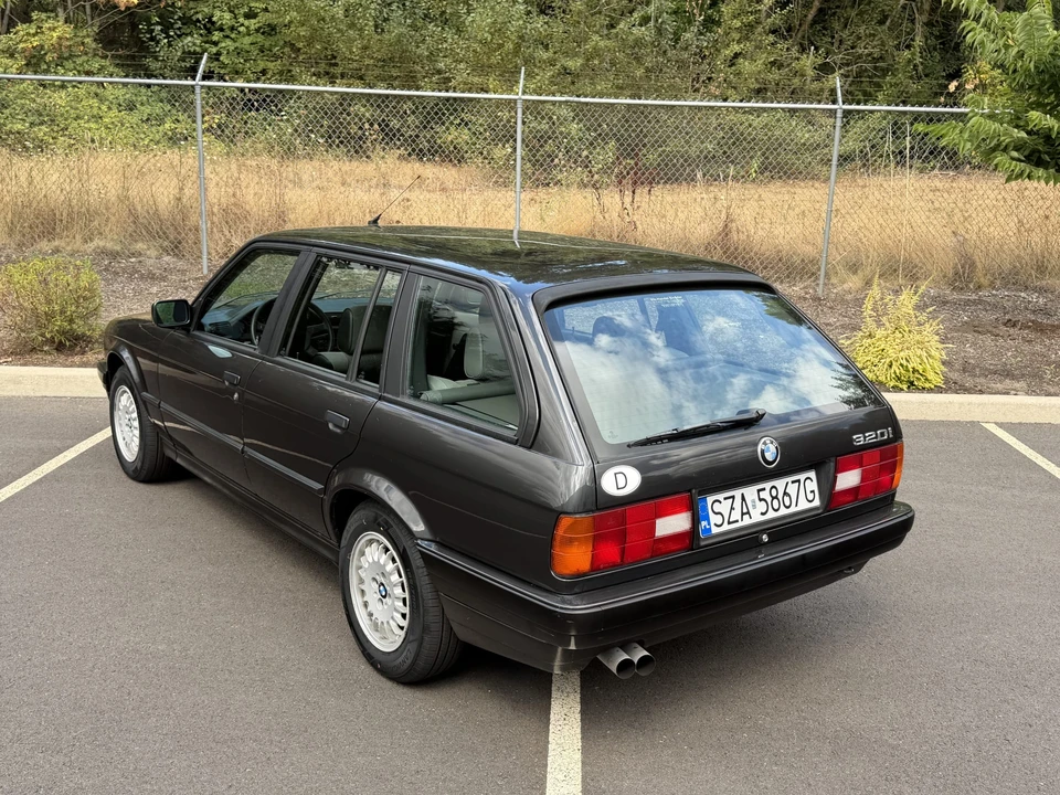 1991 BMW E30 3 Series - Image 25 of 31