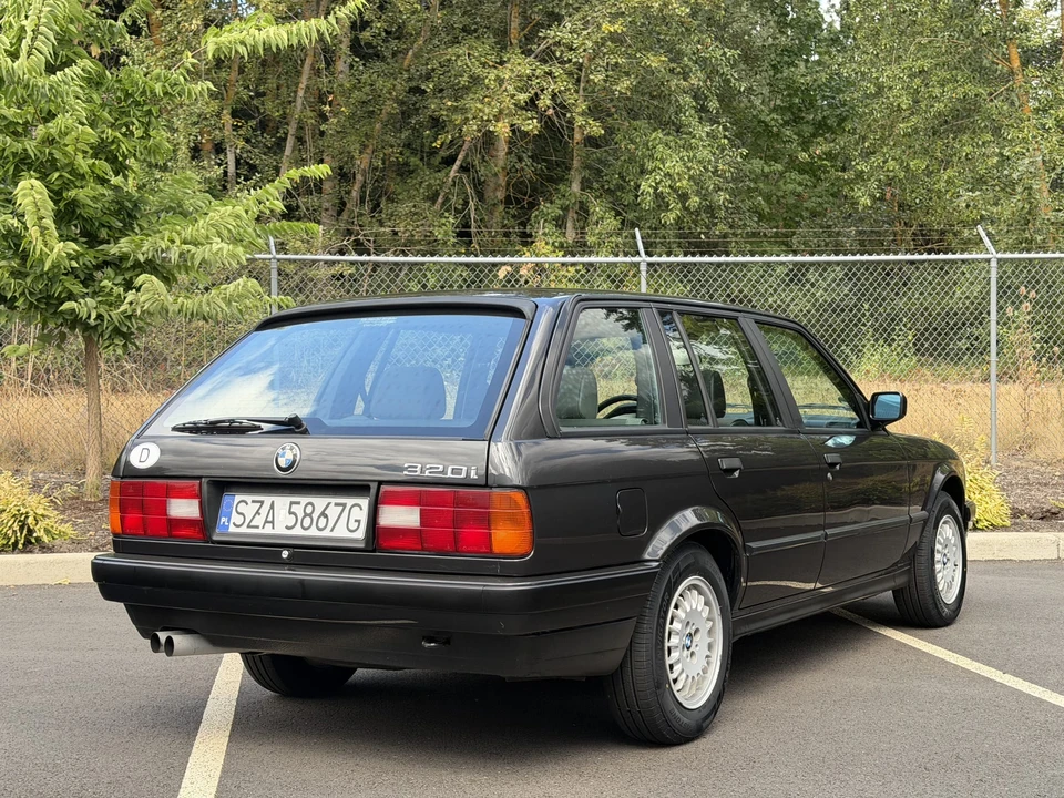 1991 BMW E30 3 Series - Image 17 of 31