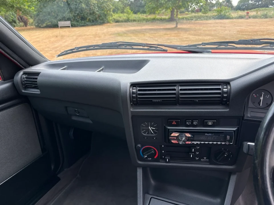 1991 BMW E30 3 Series - Image 26 of 30