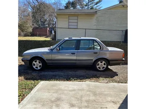 1991 BMW 325i