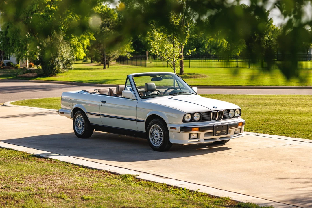 1991 BMW E30 3 Series - Image 2 of 31
