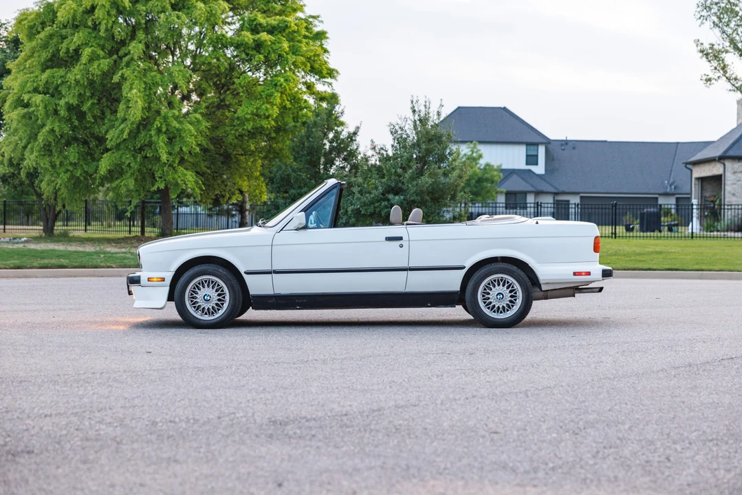 1991 BMW E30 3 Series - Image 17 of 31