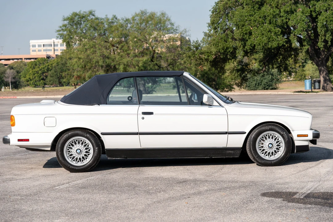 1991 BMW E30 3 Series - Image 13 of 31