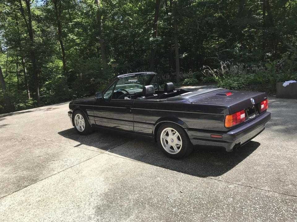 1991 BMW E30 3 Series - Image 7 of 31