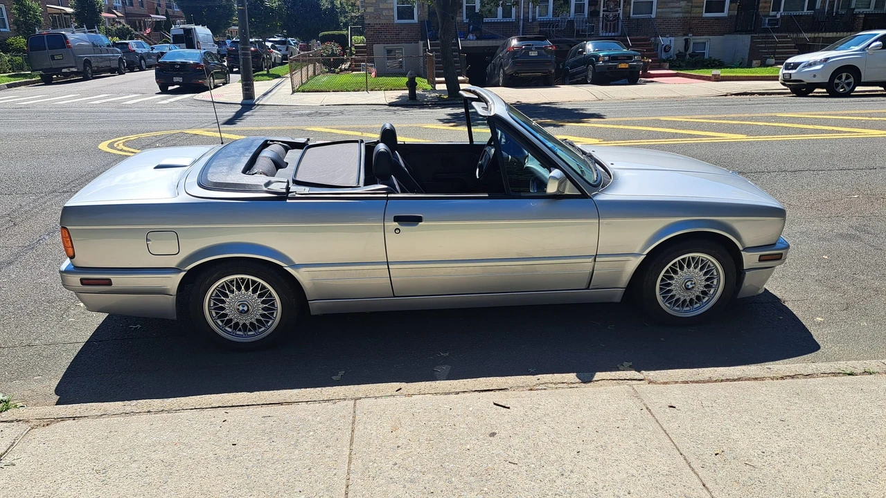 1991 BMW E30 3 Series - Image 5 of 31