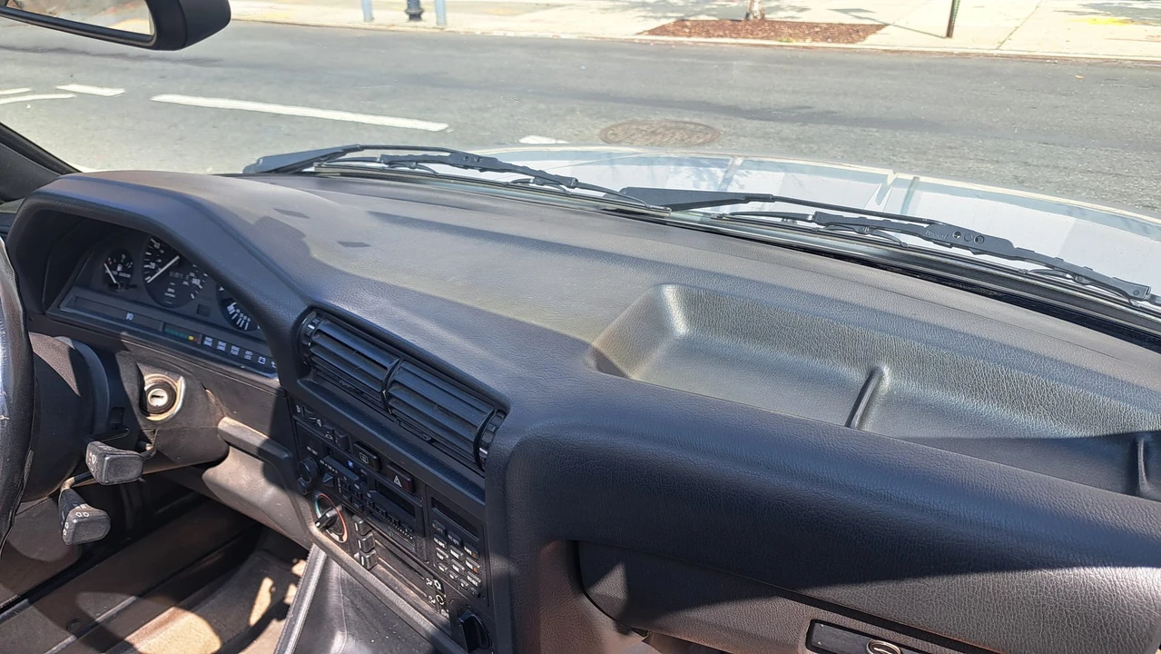 1991 BMW E30 3 Series - Image 27 of 31