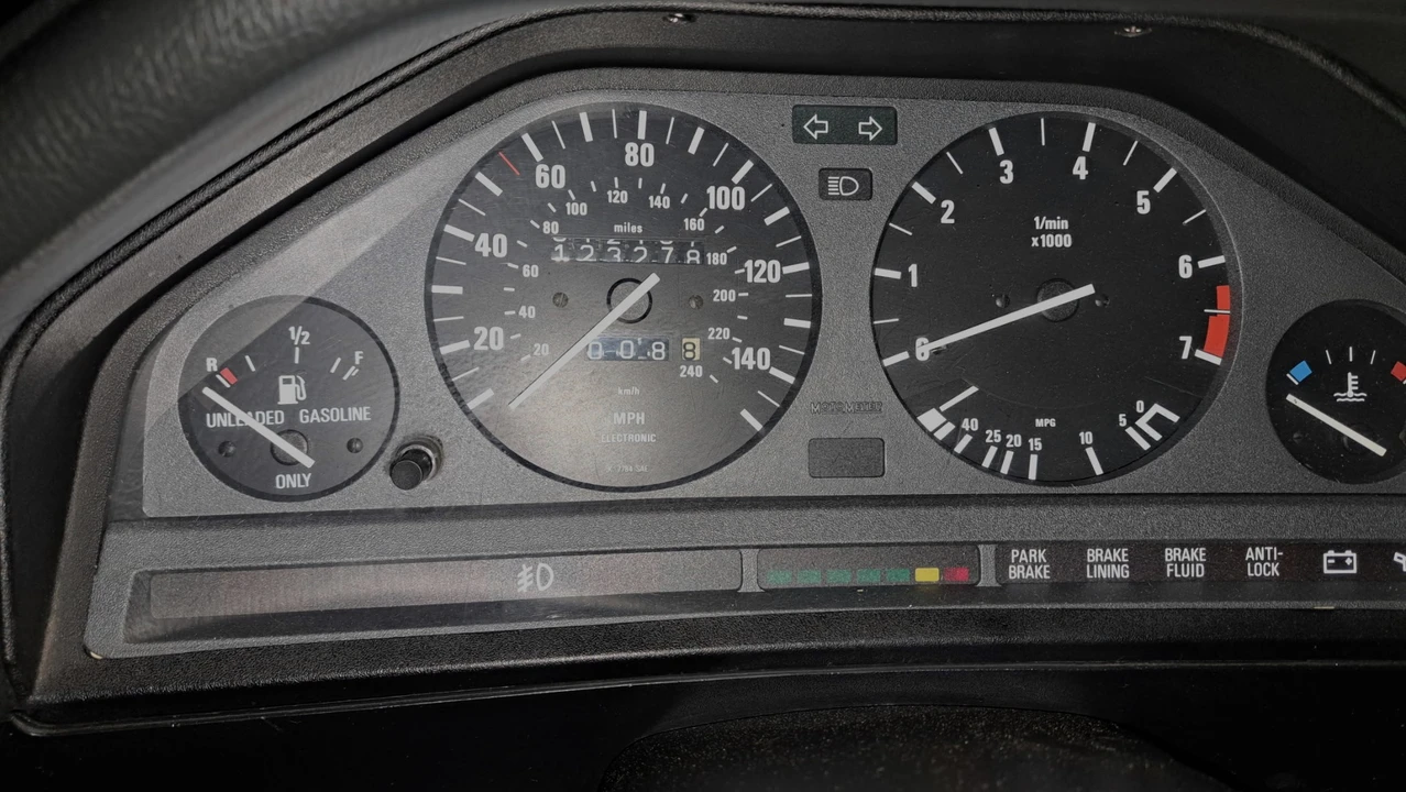 1991 BMW E30 3 Series - Image 26 of 31