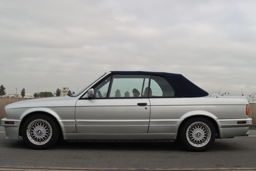 1991 BMW E30 3 Series - Image 13 of 31
