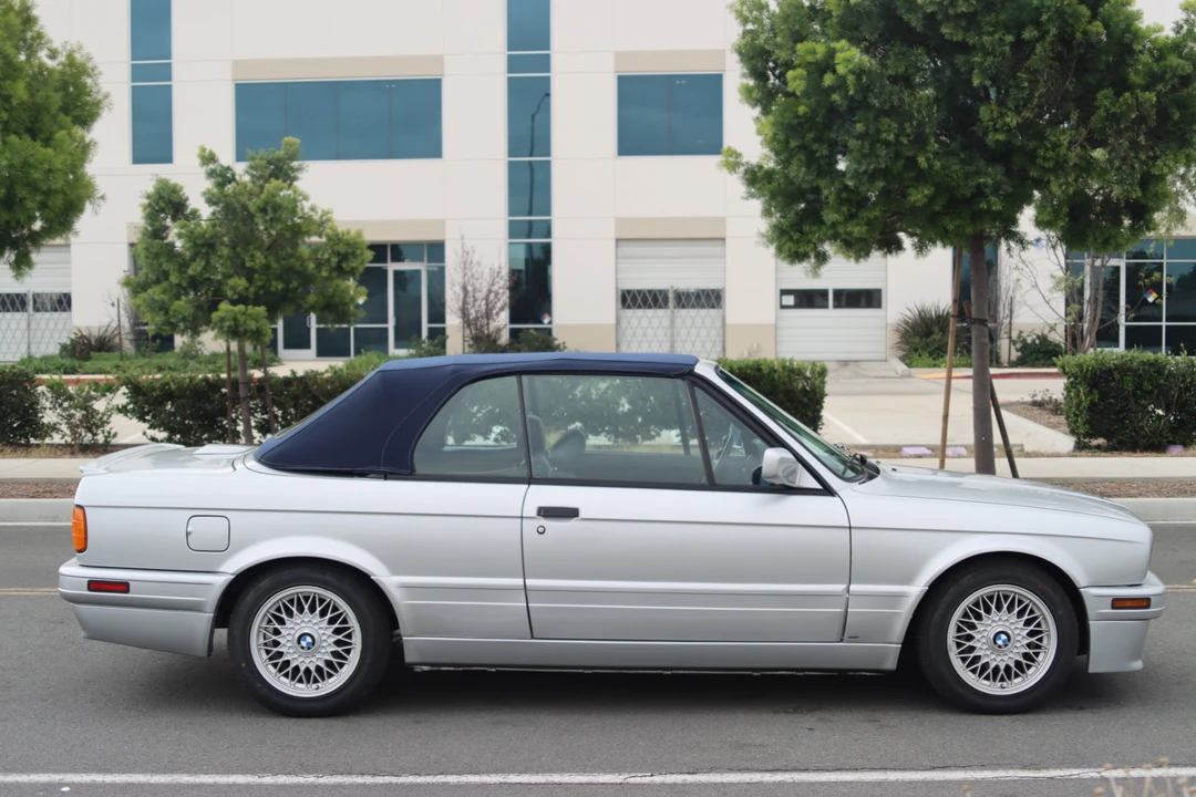 1991 BMW E30 3 Series - Image 19 of 31