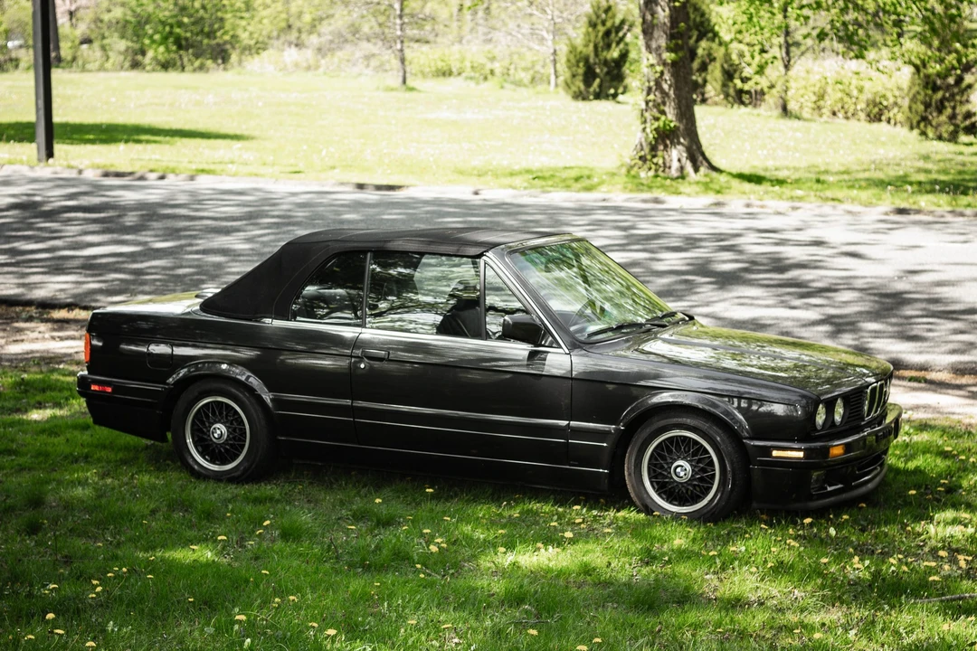 1991 BMW E30 3 Series - Image 14 of 31