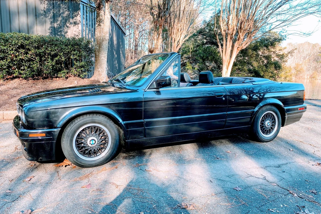 1991 BMW E30 3 Series - Image 2 of 31