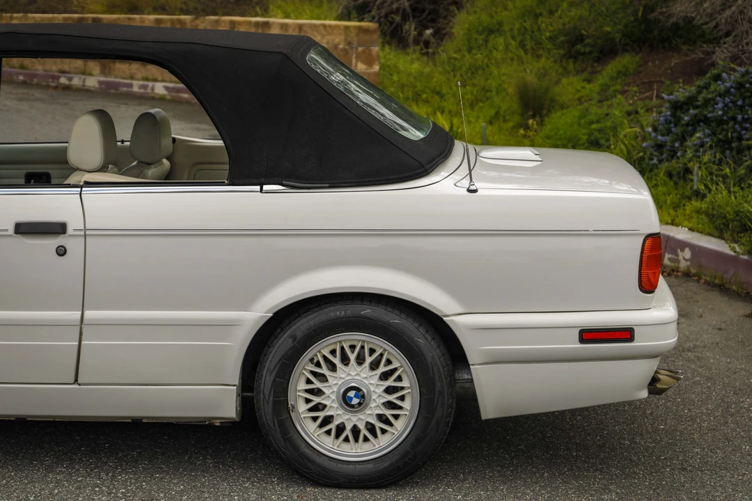 1991 BMW E30 3 Series - Image 24 of 31