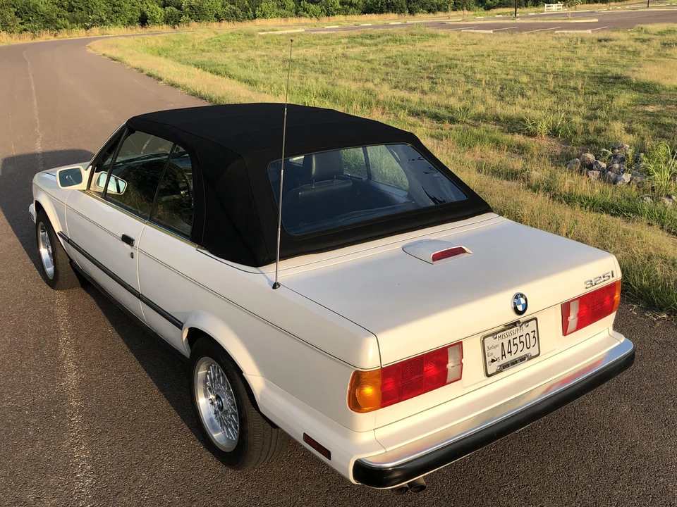 1991 BMW E30 3 Series - Image 12 of 31