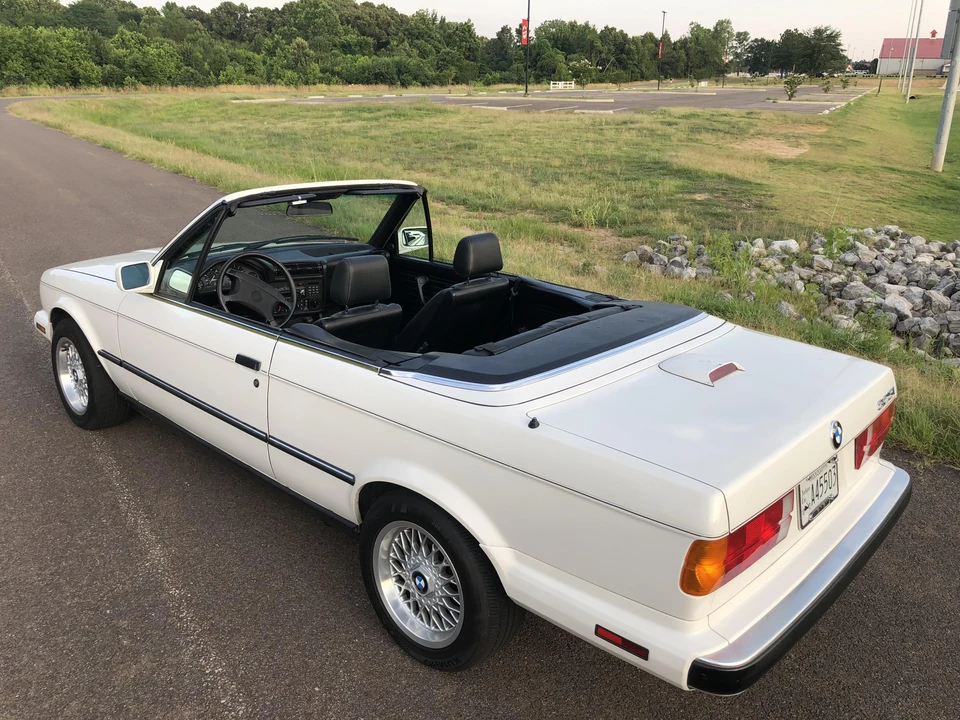 1991 BMW E30 3 Series - Image 25 of 31