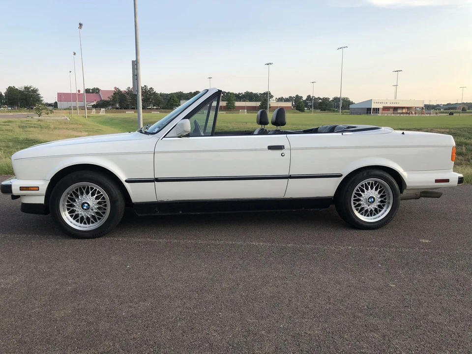1991 BMW E30 3 Series - Image 23 of 31