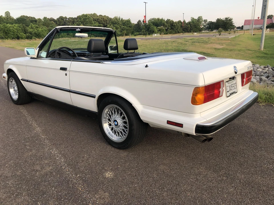 1991 BMW E30 3 Series - Image 24 of 31