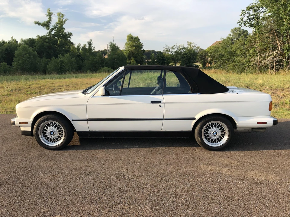 1991 BMW E30 3 Series - Image 11 of 31