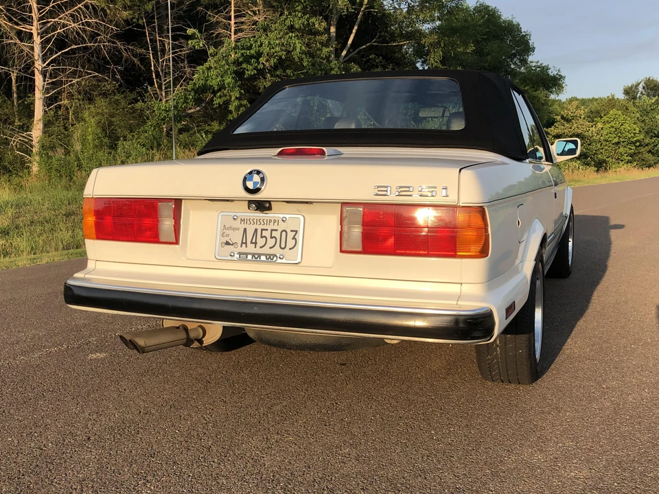 1991 BMW E30 3 Series - Image 13 of 31
