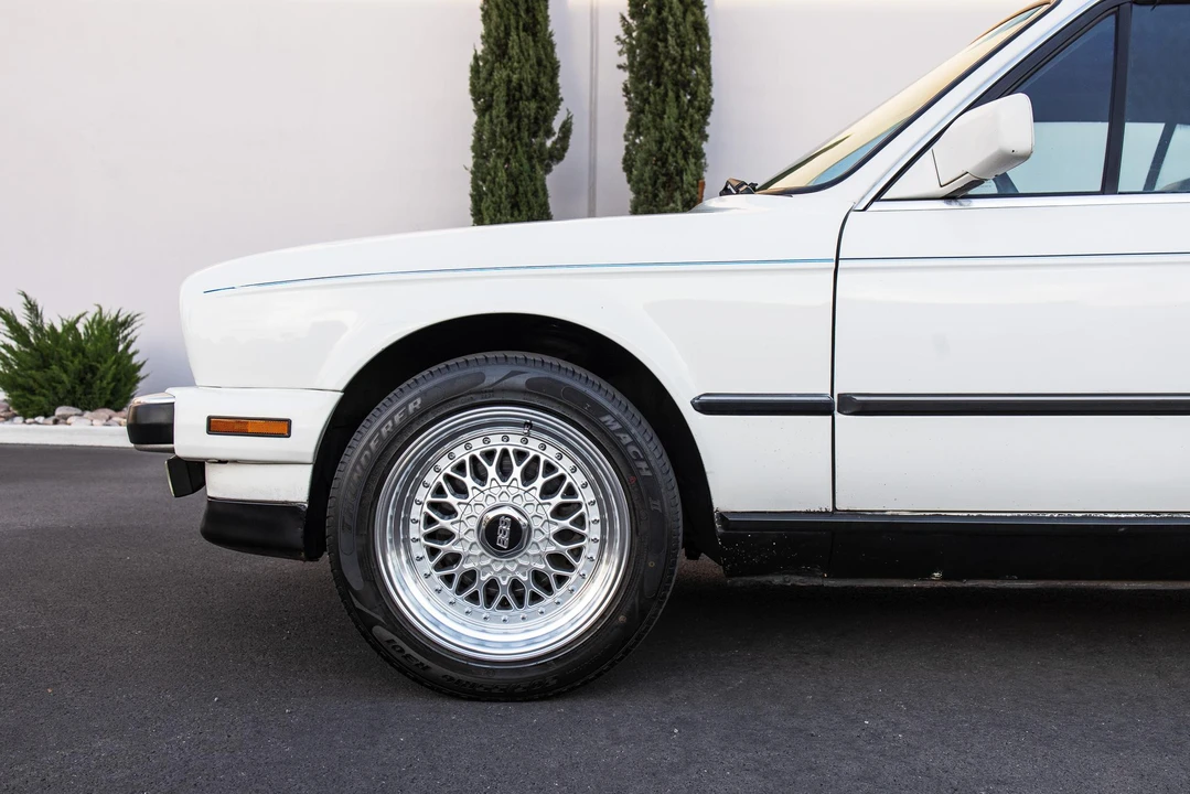 1991 BMW E30 3 Series - Image 25 of 31
