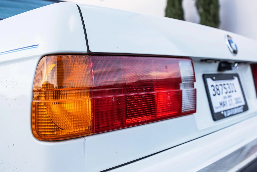 1991 BMW E30 3 Series - Image 30 of 31
