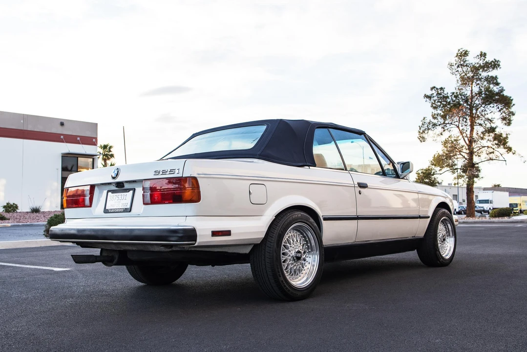 1991 BMW E30 3 Series - Image 15 of 31