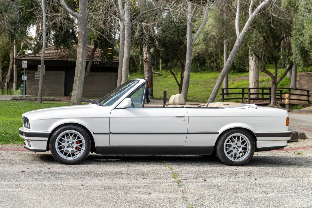 1991 BMW E30 3 Series - Image 11 of 31