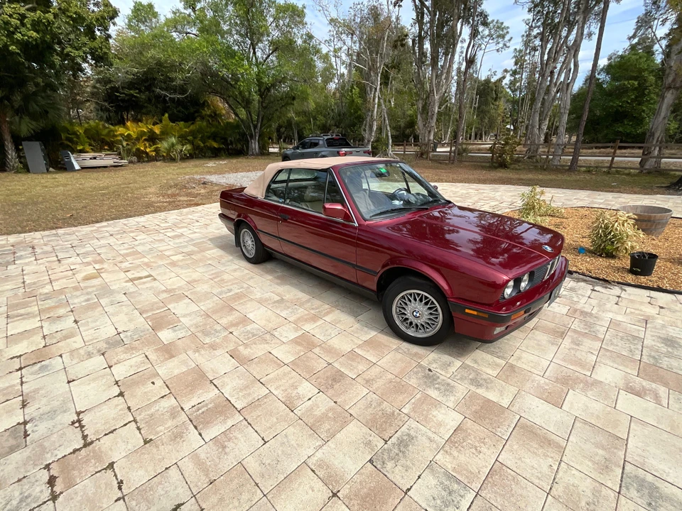 1991 BMW E30 3 Series - Image 13 of 31