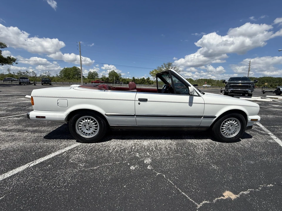 1991 BMW E30 3 Series - Image 12 of 31