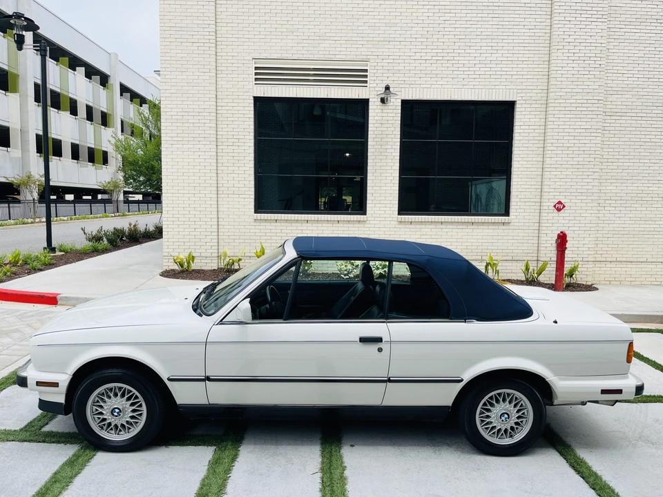 1991 BMW E30 3 Series - Image 18 of 31