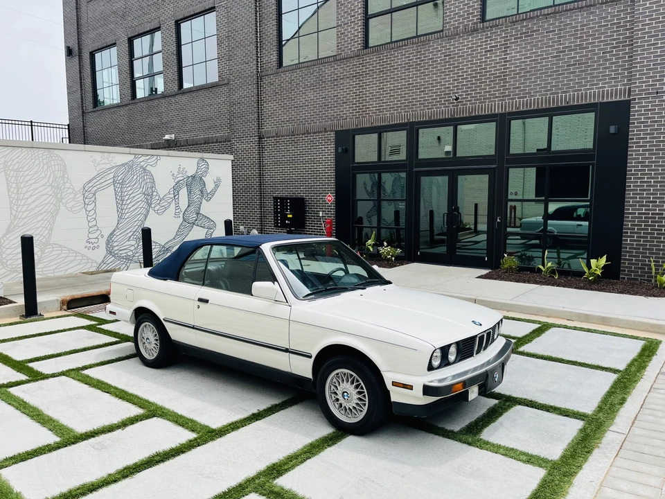 1991 BMW E30 3 Series - Image 5 of 31