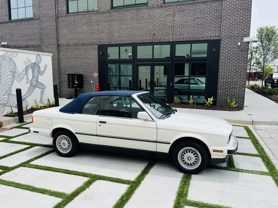 1991 BMW E30 3 Series - Image 7 of 31