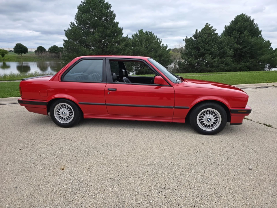 1991 BMW E30 3 Series - Image 16 of 31