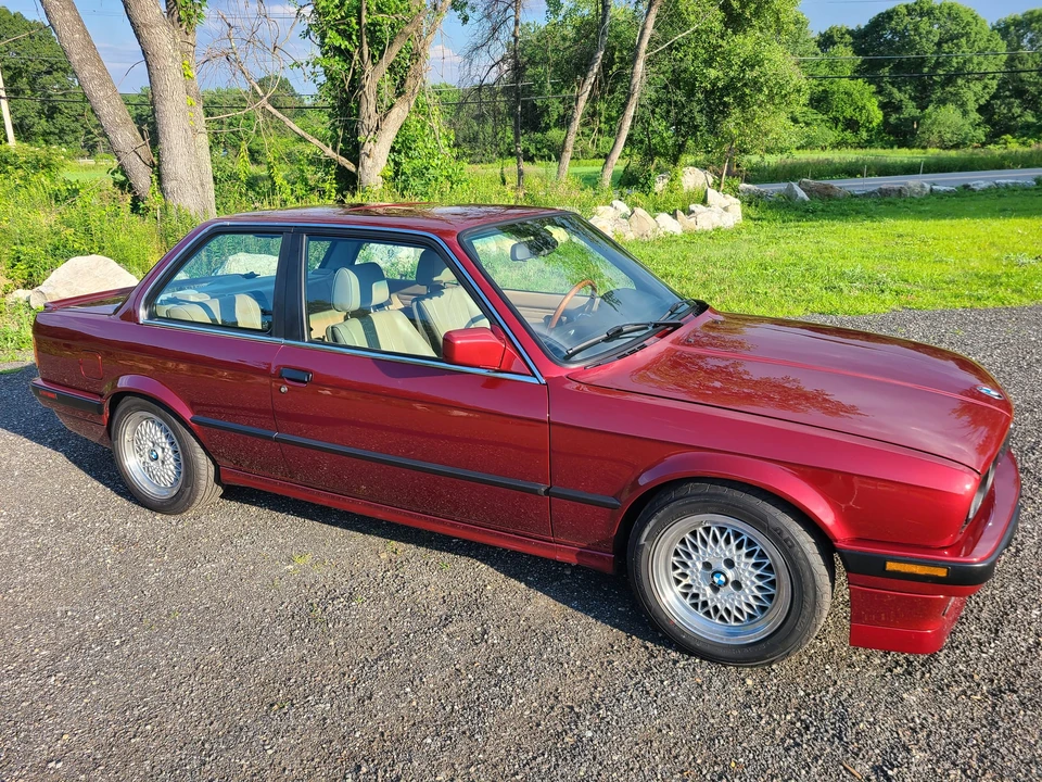 1991 BMW E30 3 Series - Image 14 of 31